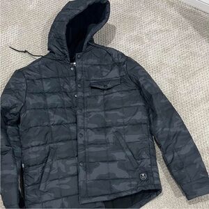 VISSLA Dark Gray Camouflage Puffer Jacket